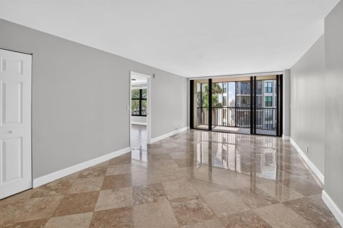 Copropriété à vendre à Boca Raton, Floride: 2 chambres, 104.98 m2 № 2412208 - photo 16