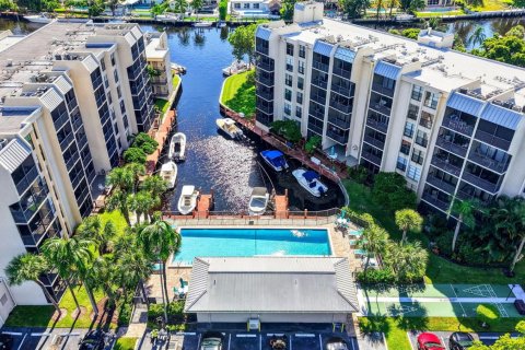 Copropriété à vendre à Boca Raton, Floride: 2 chambres, 104.98 m2 № 2412208 - photo 2