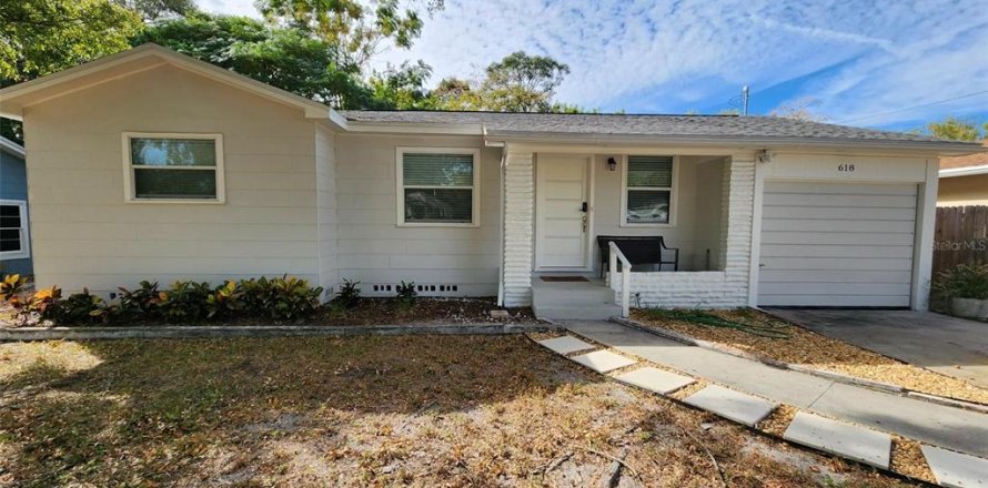 Villa ou maison à Clearwater, Floride 3 chambres, 92.62 m2 № 1886311