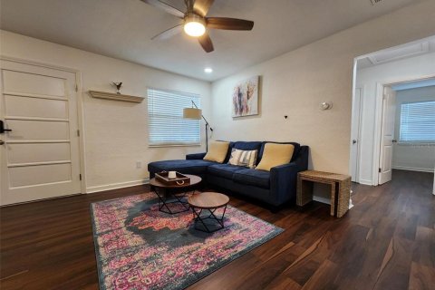 Casa en alquiler en Clearwater, Florida, 3 dormitorios, 92.62 m2 № 1886311 - foto 8