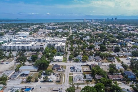 Casa en venta en Tampa, Florida, 3 dormitorios, 101.82 m2 № 1631308 - foto 21