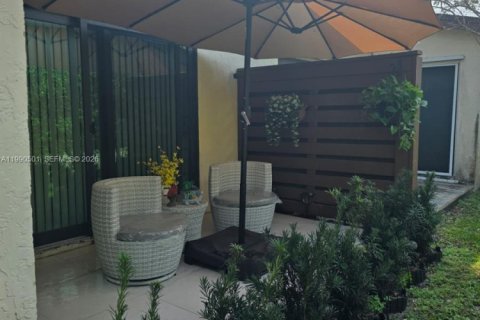 Casa en venta en Davie, Florida, 3 dormitorios, 143.81 m2 № 2052168 - foto 20