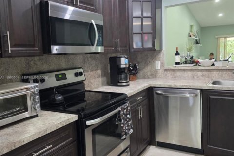 Casa en venta en Davie, Florida, 3 dormitorios, 143.81 m2 № 2052168 - foto 5