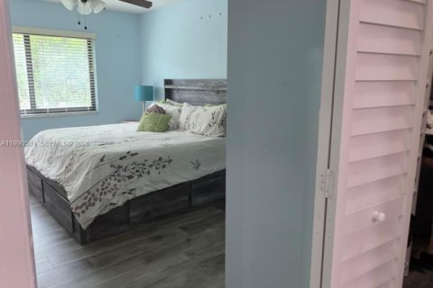 Casa en venta en Davie, Florida, 3 dormitorios, 143.81 m2 № 2052168 - foto 14
