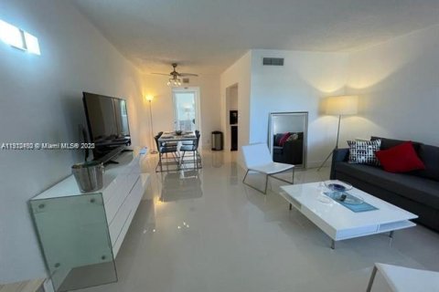 Copropriété à vendre à Fort Lauderdale, Floride: 1 chambre, 54.63 m2 № 1966845 - photo 17