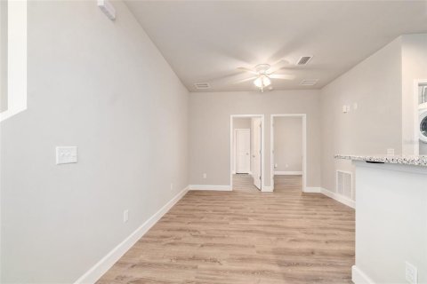 Apartment in Gainesville, Florida 5 bedrooms, 302.49 sq.m. № 2231342 - photo 21