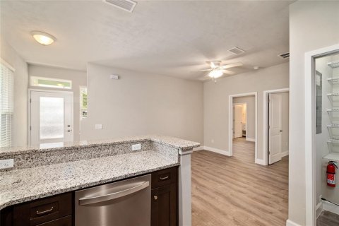 Apartment in Gainesville, Florida 5 bedrooms, 302.49 sq.m. № 2231342 - photo 22