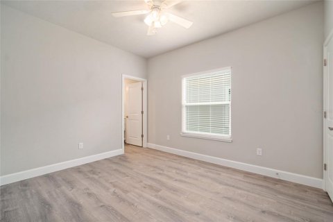 Apartment in Gainesville, Florida 5 bedrooms, 302.49 sq.m. № 2231342 - photo 12