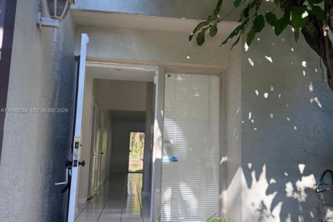 Adosado en venta en Miramar, Florida, 2 dormitorios, 98.48 m2 № 2058447 - foto 2