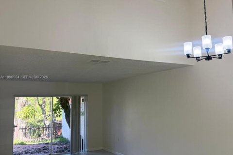 Adosado en venta en Miramar, Florida, 2 dormitorios, 98.48 m2 № 2058447 - foto 6