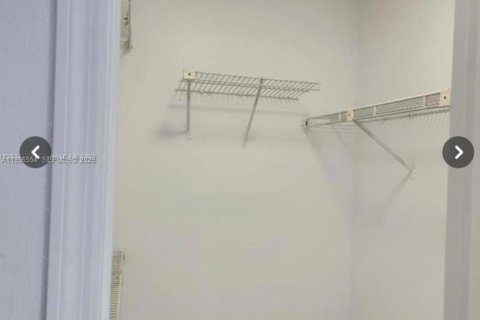 Adosado en venta en Miramar, Florida, 2 dormitorios, 98.48 m2 № 2058447 - foto 12