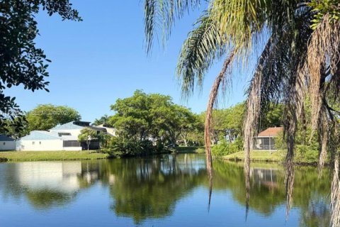 Adosado en venta en Miramar, Florida, 2 dormitorios, 98.48 m2 № 2058447 - foto 22