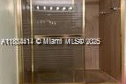 Copropriété à louer à Hollywood, Floride: 1 chambre, 80.27 m2 № 1962404 - photo 13