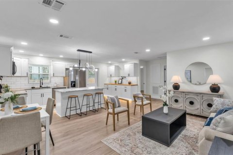 Casa en venta en Bartow, Florida, 3 dormitorios, 113.06 m2 № 1917885 - foto 3