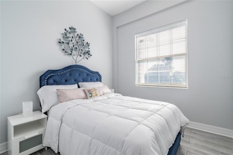 Townhouse in Indian Rocks Beach, Florida 3 bedrooms, 155.33 sq.m. № 1822661 - photo 15