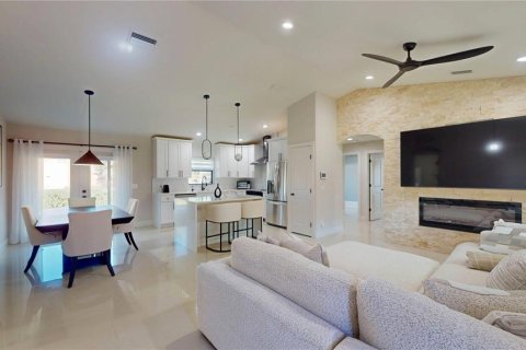 Villa ou maison à vendre à North Port, Floride: 3 chambres, 127.65 m2 № 2418826 - photo 5