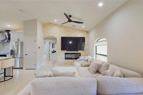 Villa ou maison à vendre à North Port, Floride: 3 chambres, 127.65 m2 № 2418826 - photo 4