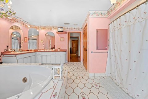 Casa en venta en Brooksville, Florida, 4 dormitorios, 316.24 m2 № 1778600 - foto 17