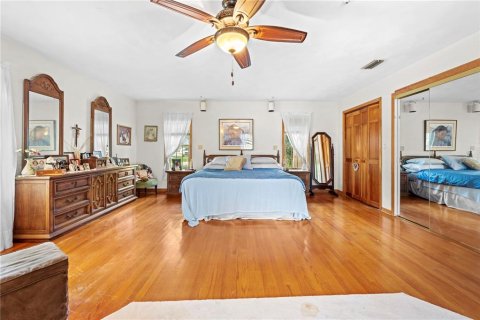 Casa en venta en Brooksville, Florida, 4 dormitorios, 316.24 m2 № 1778600 - foto 8