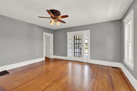 Apartment in Eustis, Florida 3 bedrooms, 118.82 sq.m. № 1842323 - photo 6