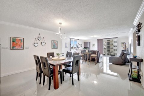 Copropriété à vendre à Hollywood, Floride: 2 chambres, 134.15 m2 № 1980936 - photo 4