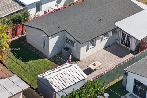 Casa en venta en Miami, Florida, 3 dormitorios, 138.24 m2 № 1920634 - foto 28