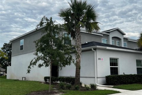 Adosado en alquiler en Kissimmee, Florida, 4 dormitorios, 143.81 m2 № 1912029 - foto 1