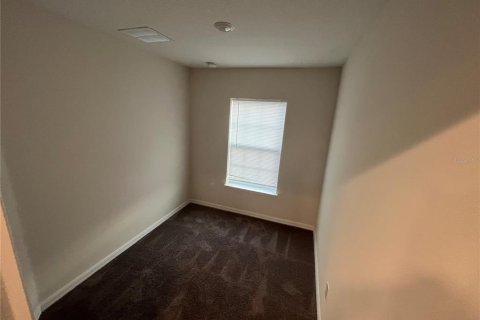 Adosado en alquiler en Kissimmee, Florida, 4 dormitorios, 143.81 m2 № 1912029 - foto 14