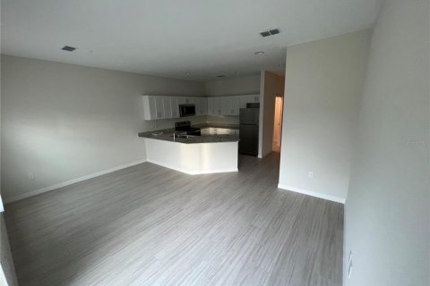 Adosado en alquiler en Kissimmee, Florida, 4 dormitorios, 143.81 m2 № 1912029 - foto 4