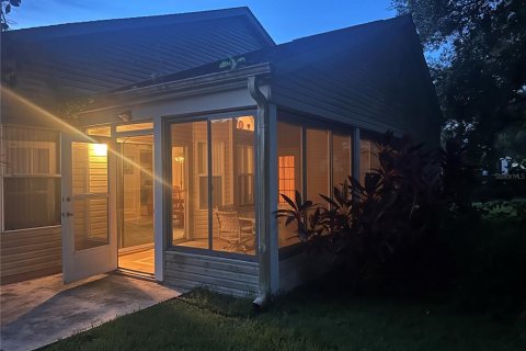 Villa ou maison à vendre à Leesburg, Floride: 2 chambres, 125.23 m2 № 1901588 - photo 19