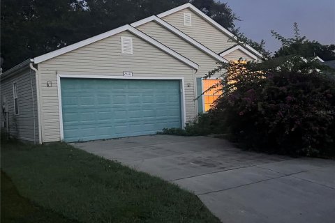 Villa ou maison à vendre à Leesburg, Floride: 2 chambres, 125.23 m2 № 1901588 - photo 2