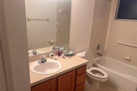 Villa ou maison à vendre à Leesburg, Floride: 2 chambres, 125.23 m2 № 1901588 - photo 10