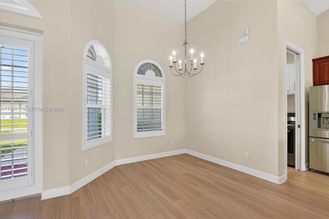 Villa ou maison à vendre à Cape Coral, Floride: 3 chambres № 2186891 - photo 7