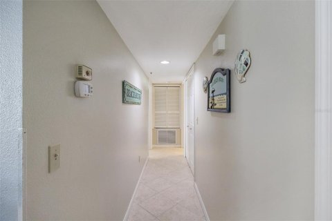 Copropriété à louer à Sarasota, Floride: 2 chambres, 118.91 m2 № 958025 - photo 28