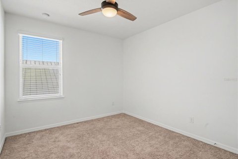 Villa ou maison à louer à Apollo Beach, Floride: 4 chambres, 251.39 m2 № 2400994 - photo 19