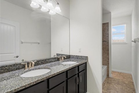 Villa ou maison à louer à Apollo Beach, Floride: 4 chambres, 251.39 m2 № 2400994 - photo 24