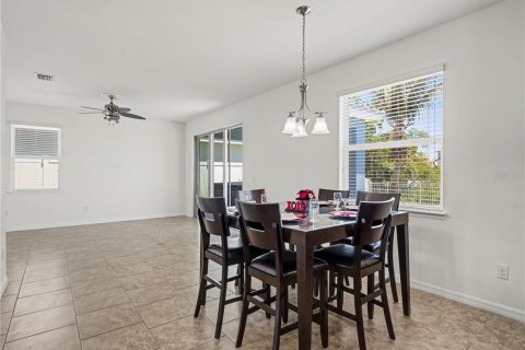 Villa ou maison à louer à Apollo Beach, Floride: 4 chambres, 251.39 m2 № 2400994 - photo 10