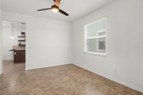 Villa ou maison à louer à Apollo Beach, Floride: 4 chambres, 251.39 m2 № 2400994 - photo 6