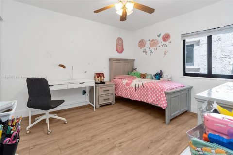 Купить виллу или дом в Майами, Флорида 3 спальни, 139.07м2, № 1972932 - фото 27