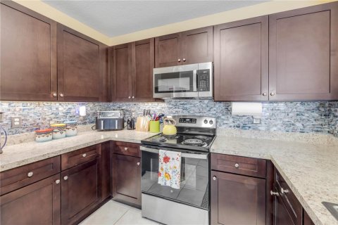 Casa en venta en New Smyrna Beach, Florida, 3 dormitorios, 137.59 m2 № 2148822 - foto 18