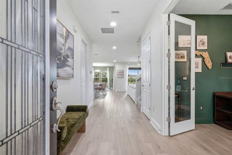 Купить виллу или дом в Ленд-о-Лейкс, Флорида 3 комнаты, 309.92м2, № 2151583 - фото 7