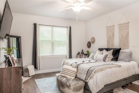 House in Riverview, Florida 3 bedrooms, 185.8 sq.m. № 2150229 - photo 15