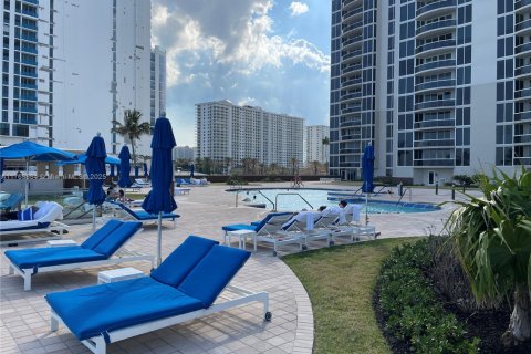 Copropriété à louer à Sunny Isles Beach, Floride: 2 chambres, 147.71 m2 № 1985465 - photo 26