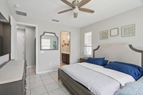 House in Haines City, Florida 3 bedrooms, 139.35 sq.m. № 1775617 - photo 7