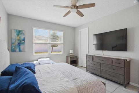 House in Haines City, Florida 3 bedrooms, 139.35 sq.m. № 1775617 - photo 6