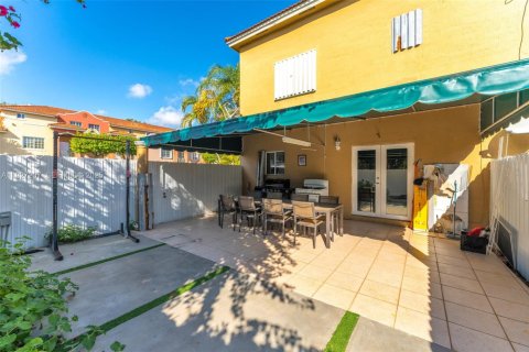 Купить кондоминиум в Майами, Флорида 4 спальни, 157.93м2, № 1986112 - фото 27