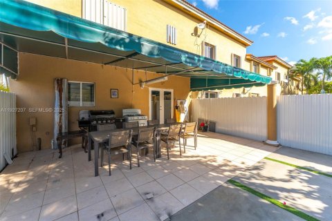 Купить кондоминиум в Майами, Флорида 4 спальни, 157.93м2, № 1986112 - фото 28