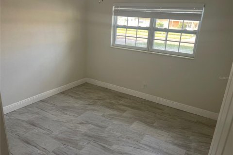 Villa ou maison à louer à Tampa, Floride: 3 chambres, 108.14 m2 № 1720321 - photo 9
