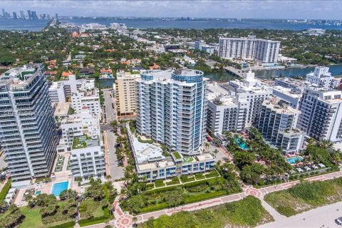 Condo in Miami Beach, Florida, 3 bedrooms  № 2069647 - photo 6