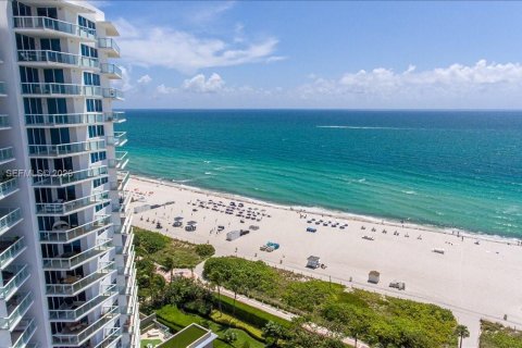 Condo in Miami Beach, Florida, 3 bedrooms  № 2069647 - photo 5